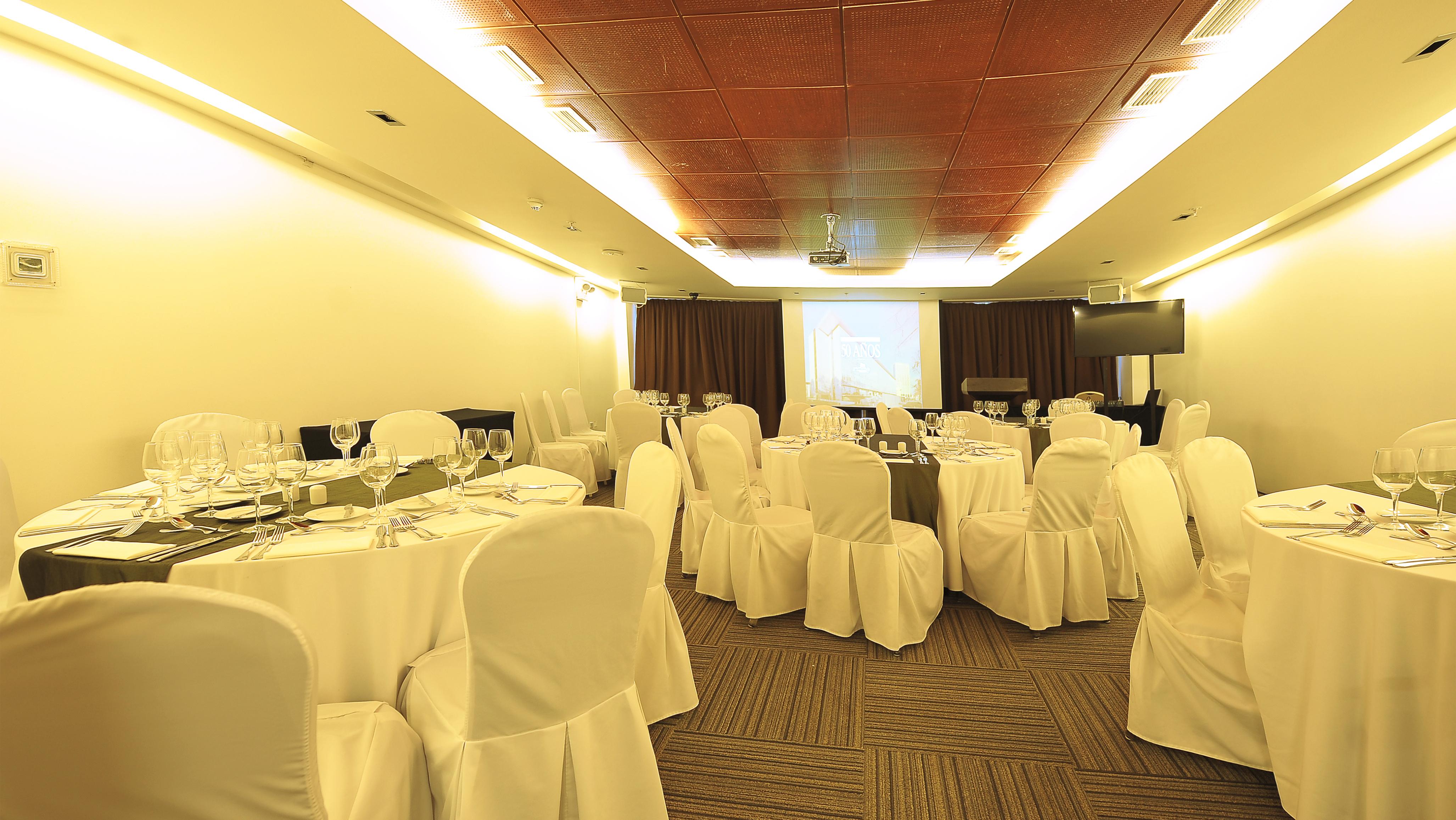 Enjoy Coquimbo Hotel Buitenkant foto The ballroom of the hotel