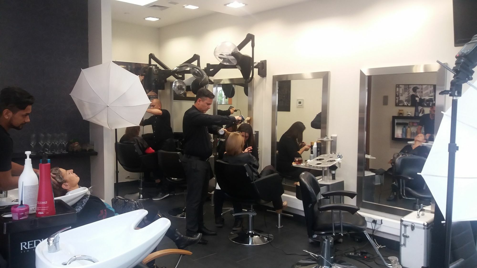 Enjoy Coquimbo Hotel Buitenkant foto A hair salon in Paris, France