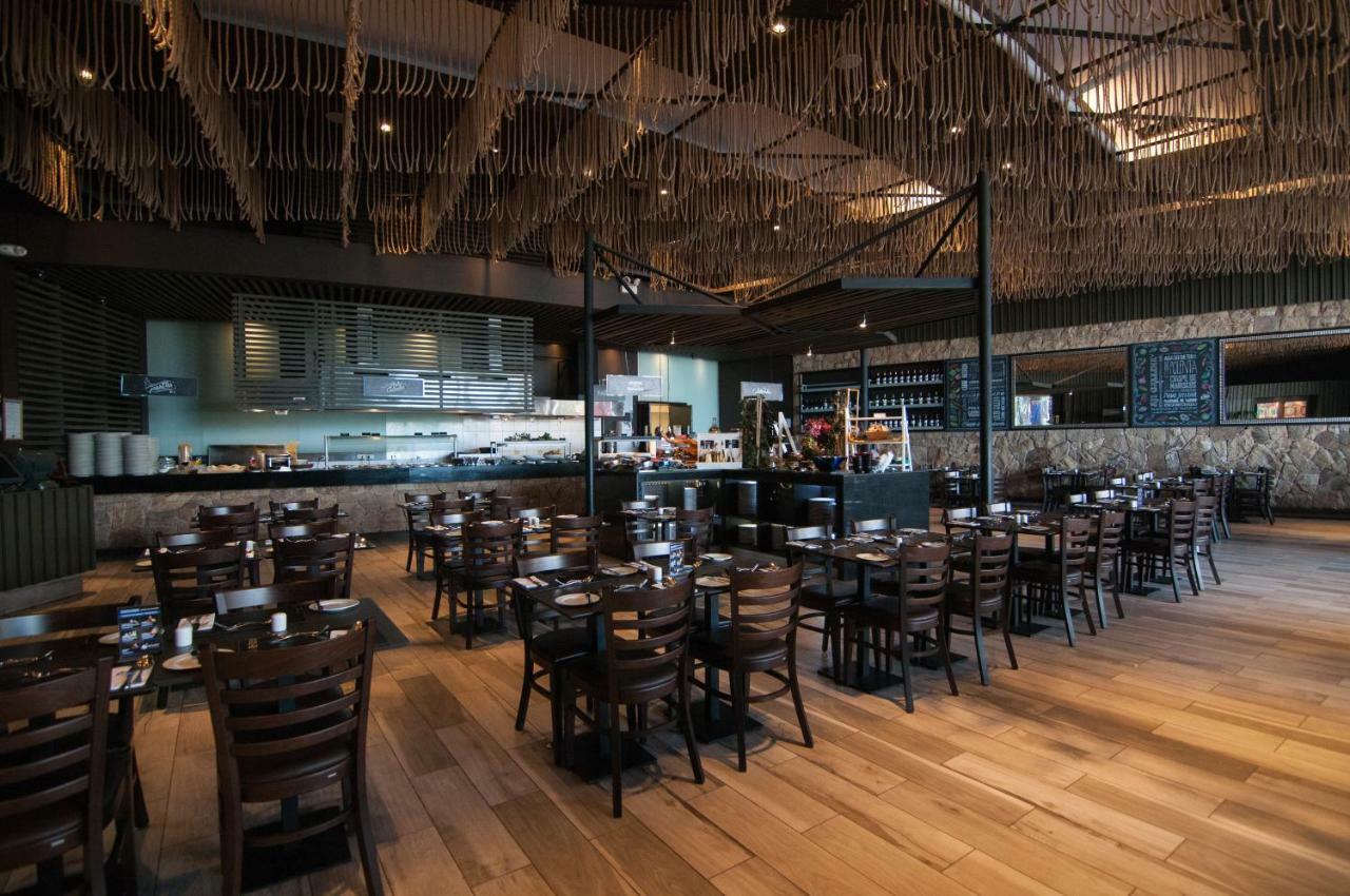 Enjoy Coquimbo Hotel Buitenkant foto Interior of the restaurant