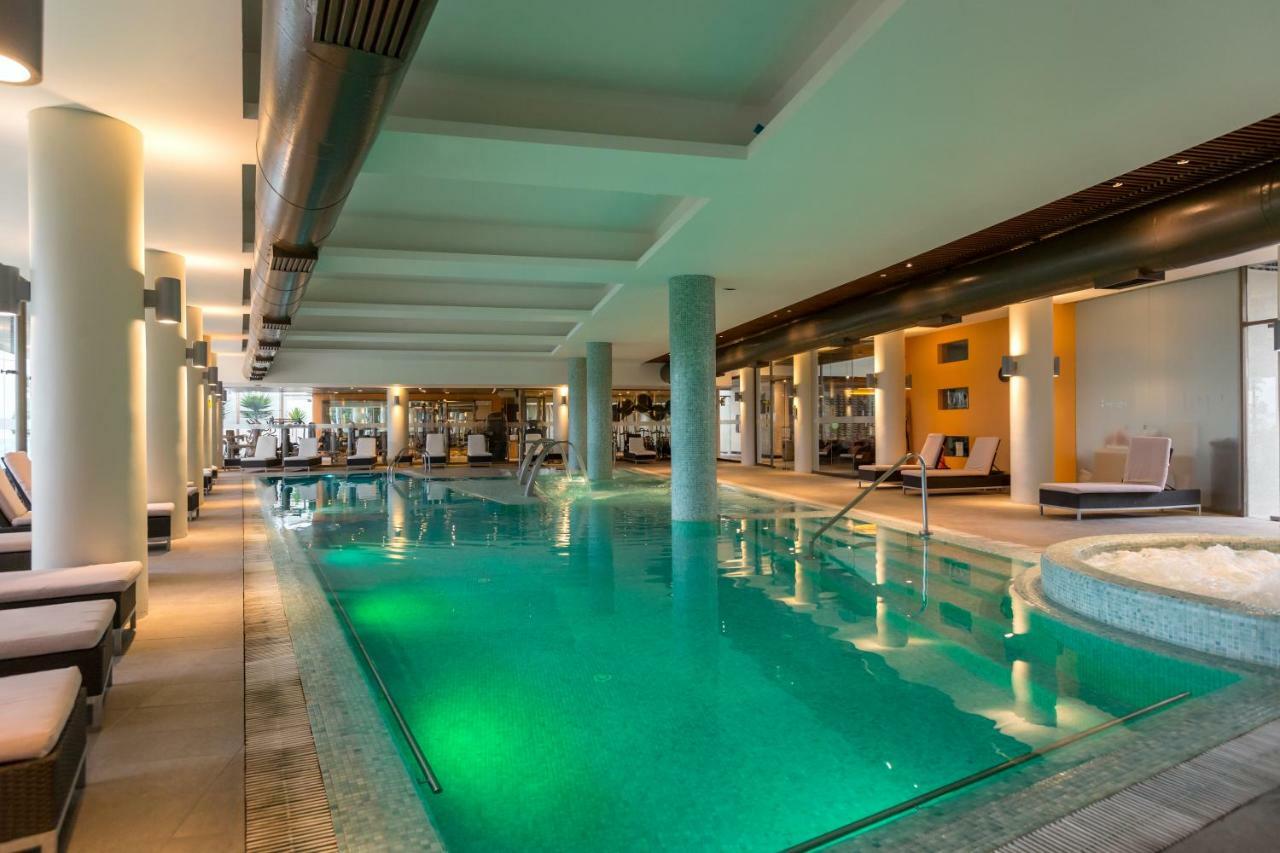 Enjoy Coquimbo Hotel Buitenkant foto The swimming pool at the hotel